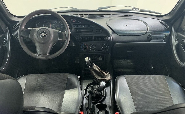 Chevrolet NIVA 1.7 MT (80 л.с.) 4WD