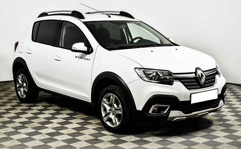 Renault sandero stepway cvt 2021 с пробегом 12 030 км