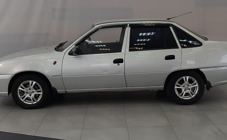 Daewoo NEXIA 1.6 MT (109 л.с.)