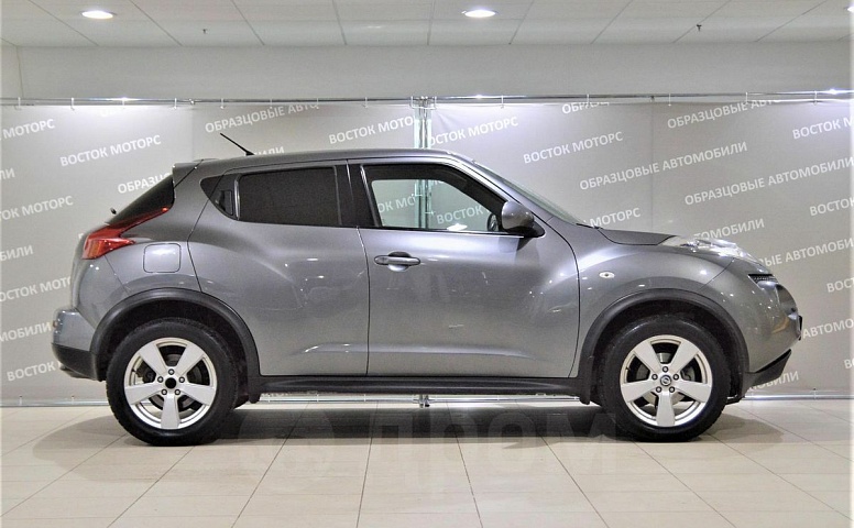 Nissan Juke, 1 поколение
