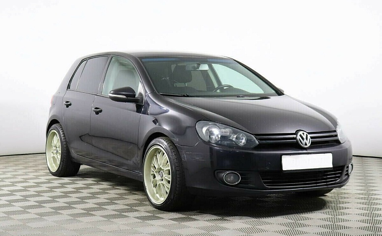 Volkswagen Golf VI