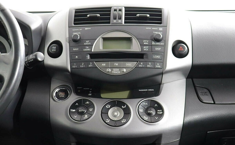 Toyota RAV4 III (XA30)