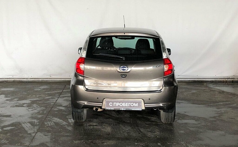 Datsun mi-DO