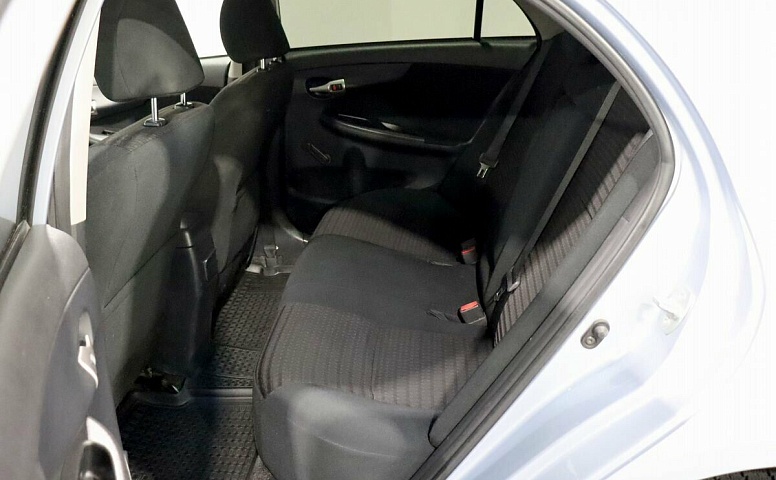 Toyota Corolla X (E140, E150) Рестайлинг