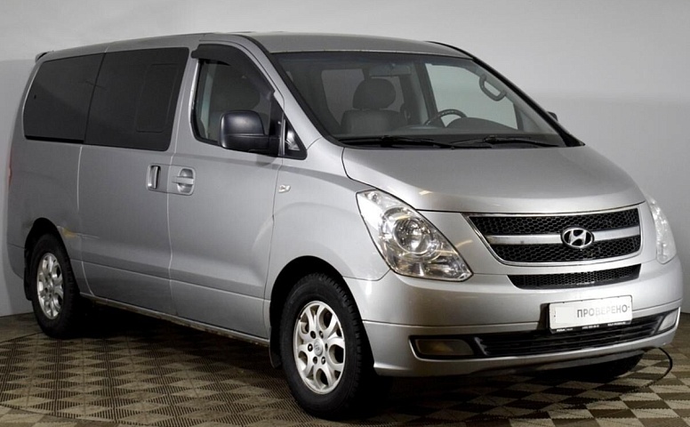 Hyundai Grand Starex