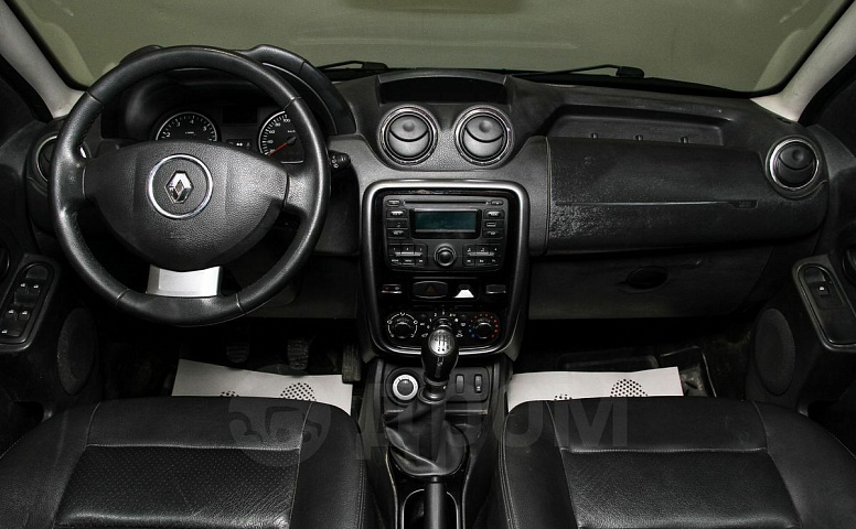 Renault Duster, 1 поколение