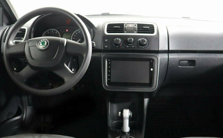 Skoda Fabia 1.6 Автомат