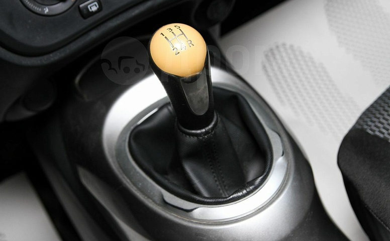 Nissan Juke, 1 поколение