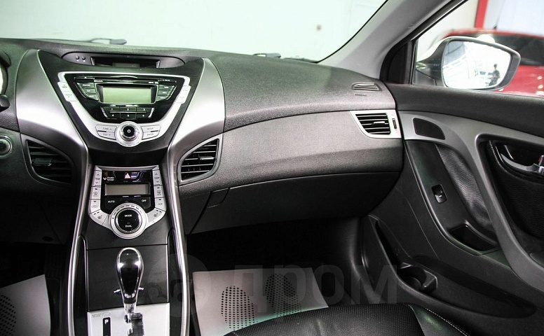 Hyundai Avante, 4 поколение