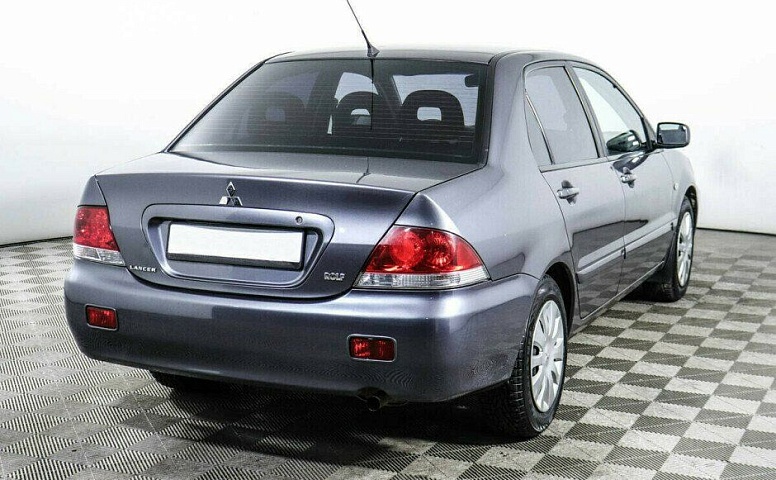 Mitsubishi Lancer 1.6 Автомат