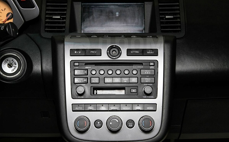 Nissan Murano, 1 поколение