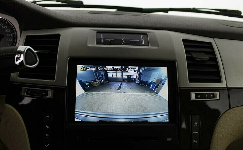 Cadillac Escalade III
