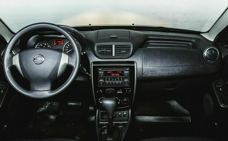 Nissan terrano