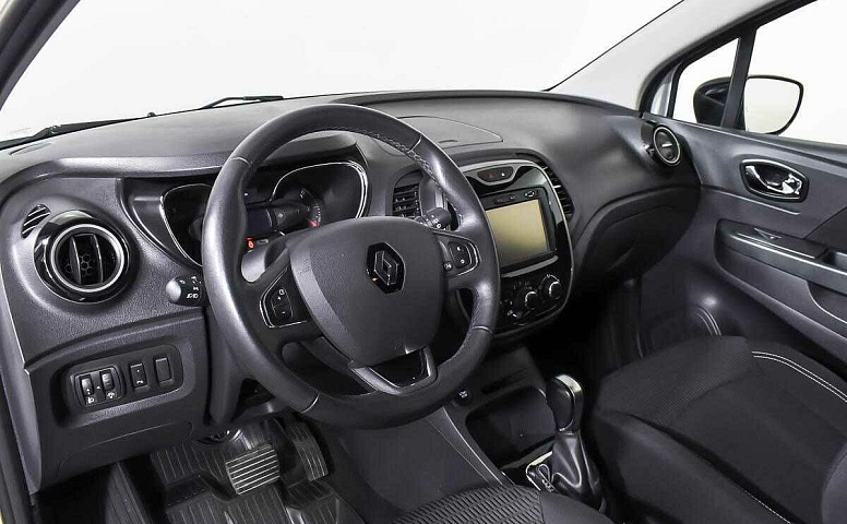 Renault kaptur cvt 2017 с пробегом 57 680 км
