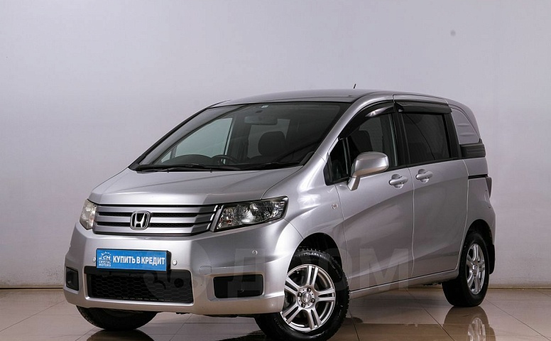 Honda Freed Spike, 1 поколение