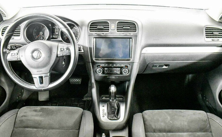 Volkswagen Golf 1.4 Робот