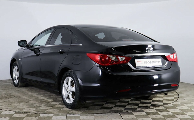 Hyundai Sonata 2.0 АКПП