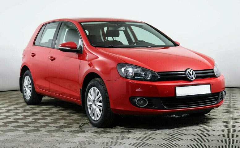 Volkswagen Golf 1.6 Робот