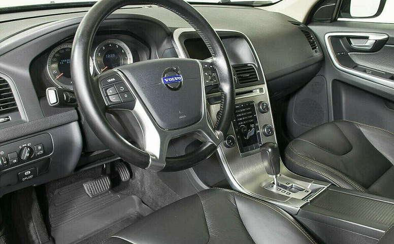 Volvo XC60 2.0 Робот