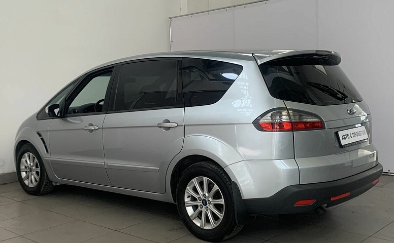 Ford S_MAX 2.0d MT (140 л.с.)