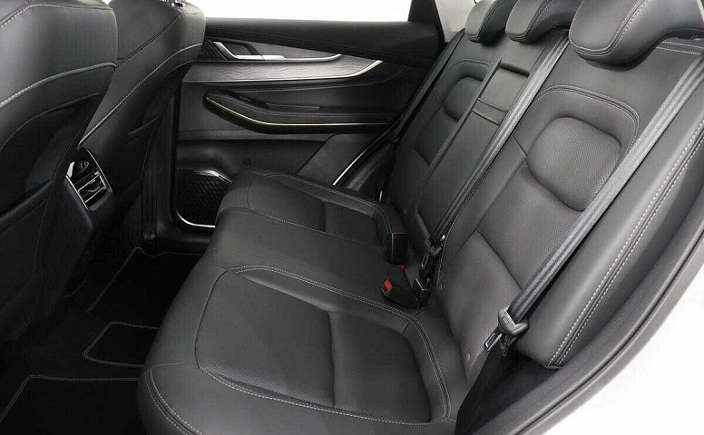 Exeed lx cvt 2022 с пробегом 2 300 км