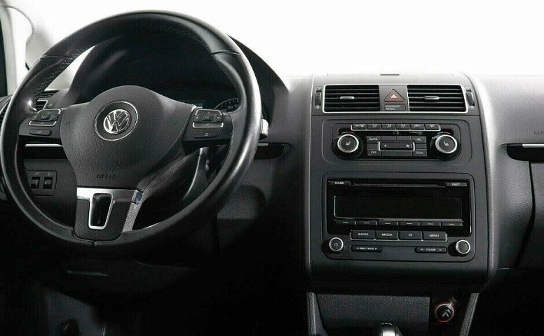Volkswagen Touran 1.4 Робот