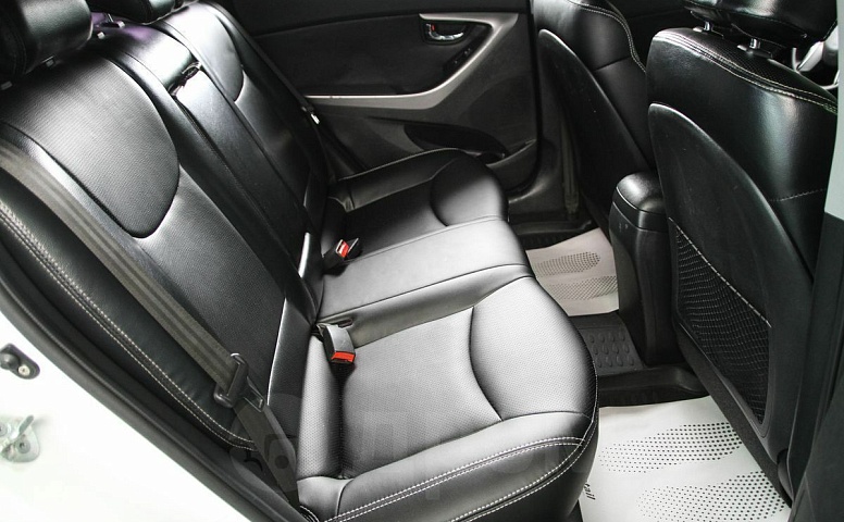 Hyundai Avante, 4 поколение