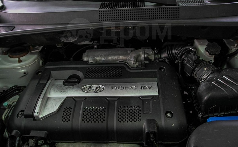 Hyundai Tucson, 1 поколение