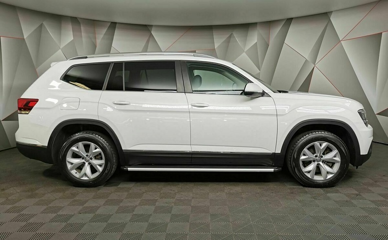 Volkswagen Teramont 2.0T AT 4Motion (220 л.с.) Status Белый