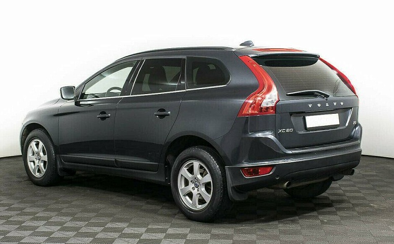 Volvo XC60 2.0 Робот