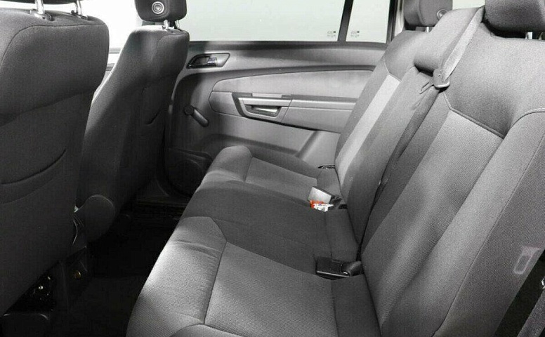 Opel Zafira 1.8 Робот