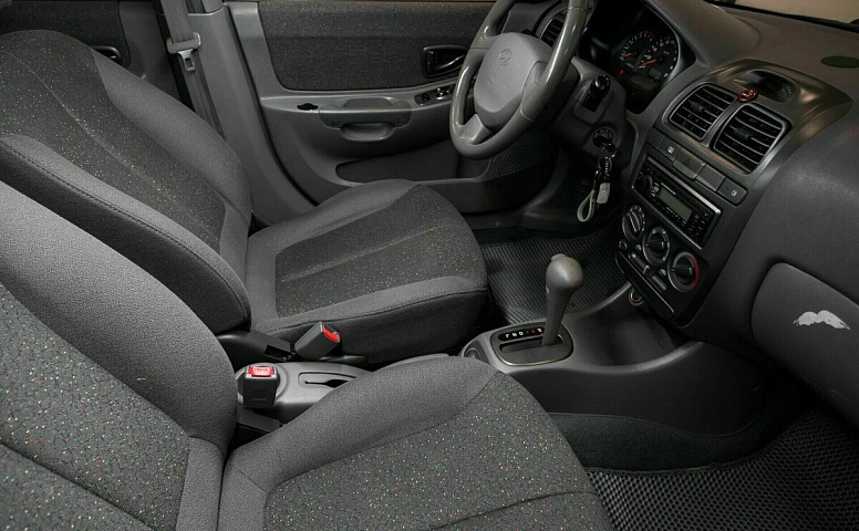 Hyundai accent