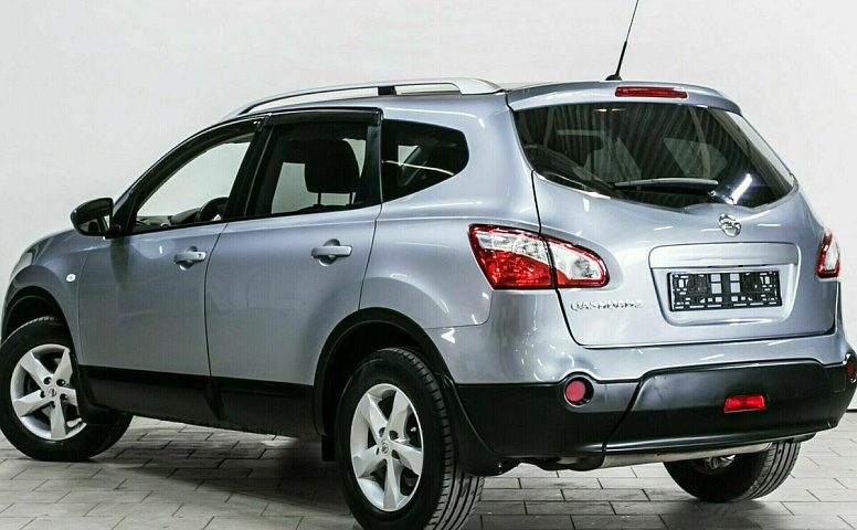 Nissan qashqai+2