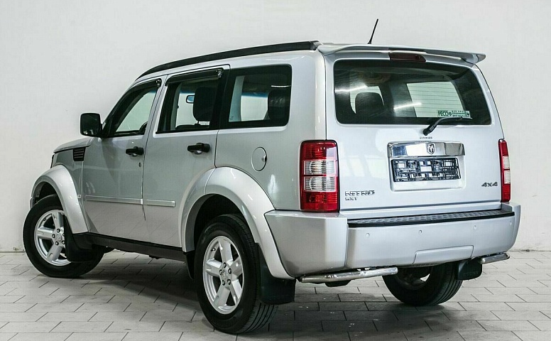 Dodge nitro