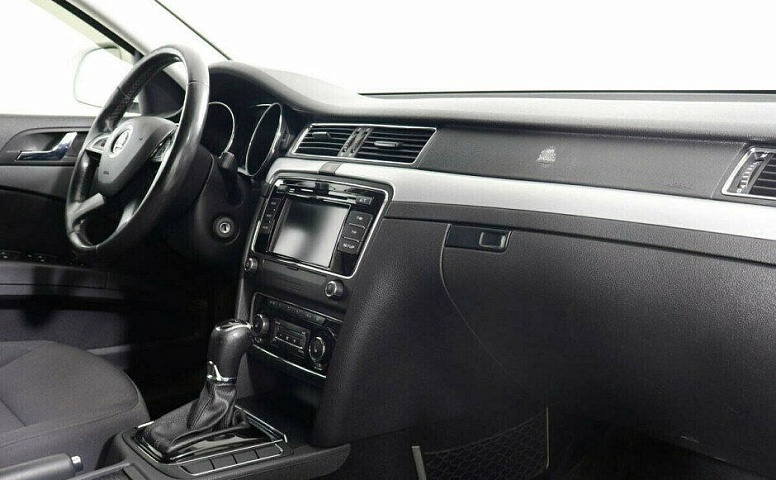Skoda Superb 1.8 Робот