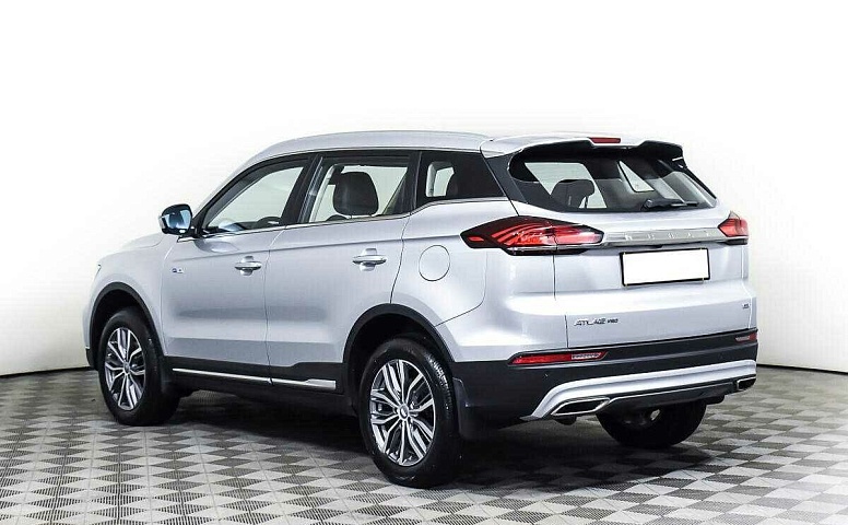 Geely atlas pro робот 2021 с пробегом 5 000 км