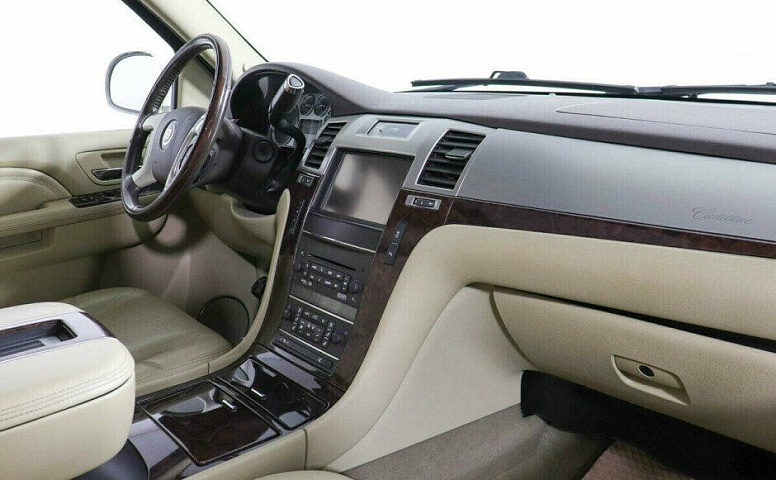 Cadillac Escalade 6.2 Автомат