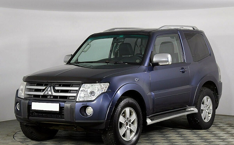 Mitsubishi Pajero IV