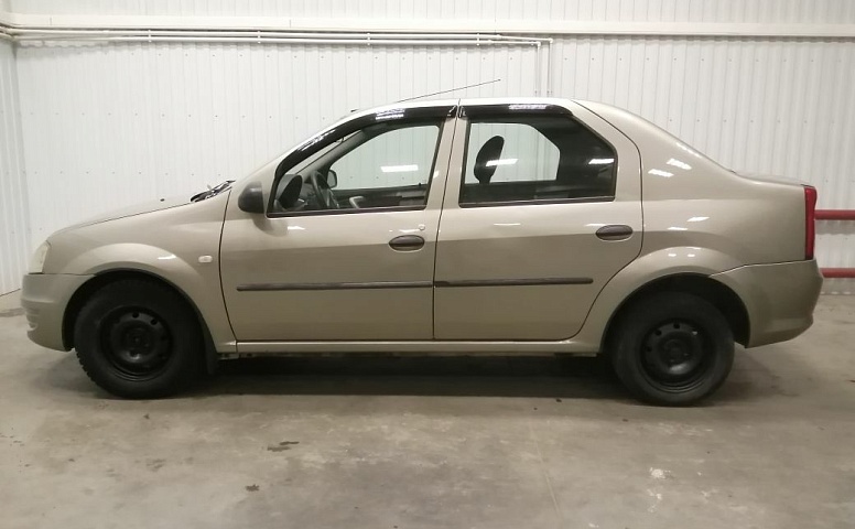 Renault LOGAN 1.4 MT (75 л.с.)