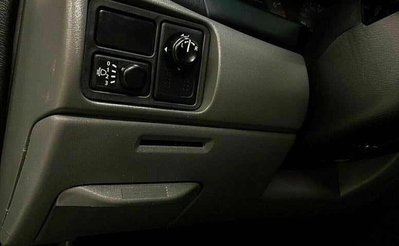 Nissan almera classic