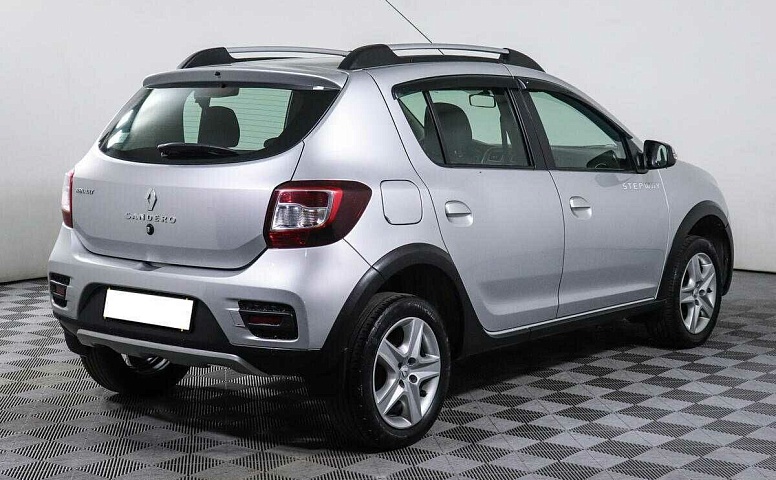 Renault sandero stepway мкпп 2017 с пробегом 50 000 км