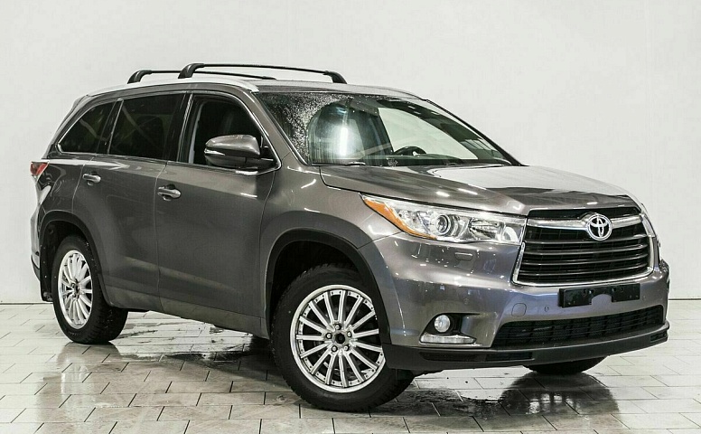 Toyota highlander