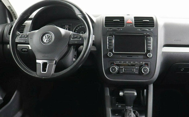 Volkswagen Jetta 1.6 Робот