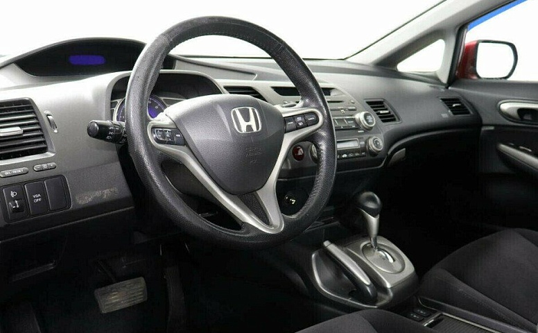 Honda Civic 1.8 Автомат