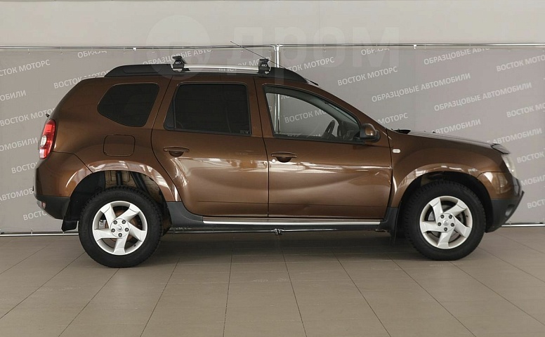 Renault Duster, 1 поколение