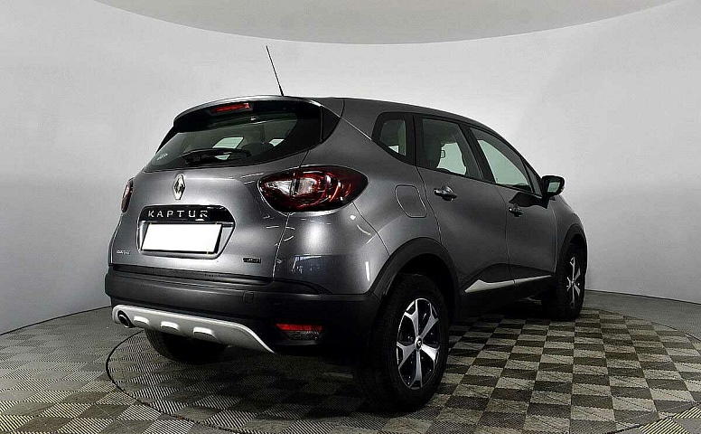 Renault kaptur мкпп 2017 с пробегом 54 760 км