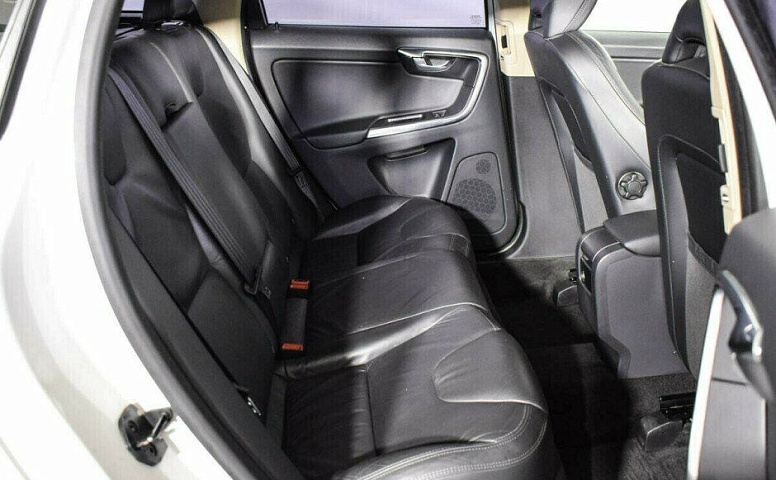 Volvo XC60 2.0 Робот