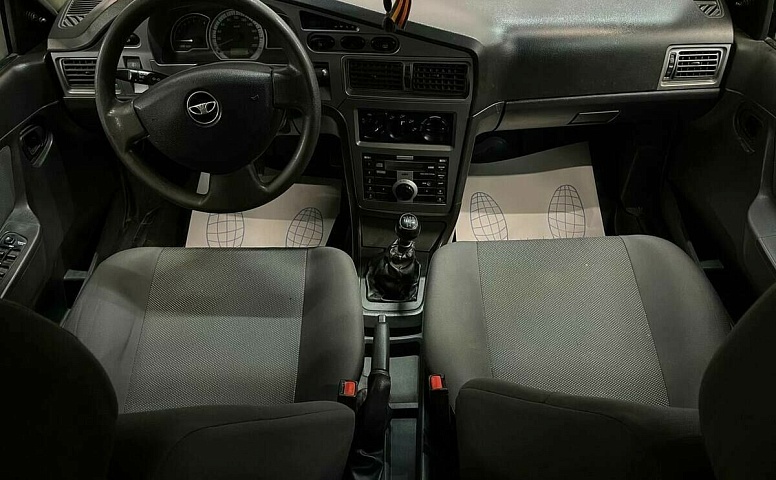 Daewoo NEXIA 1.6 MT (109 л.с.)