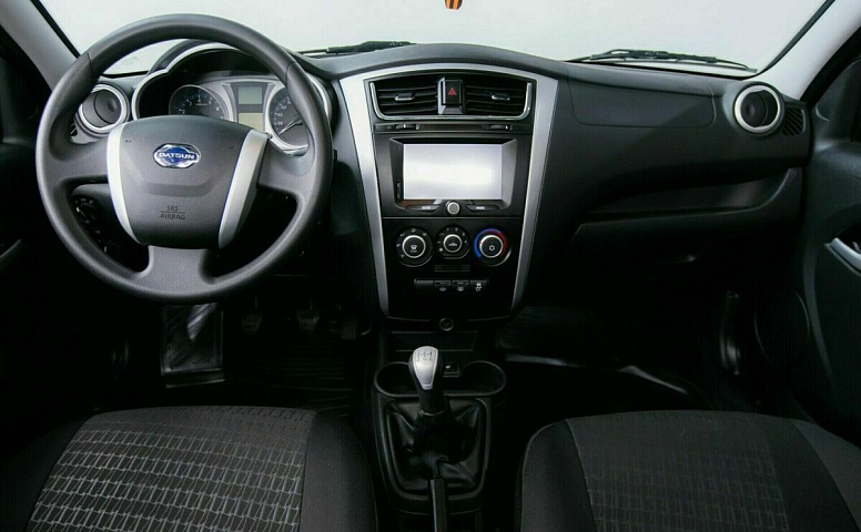 Datsun mi-do
