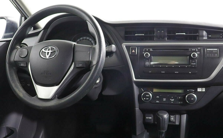 Toyota Auris II